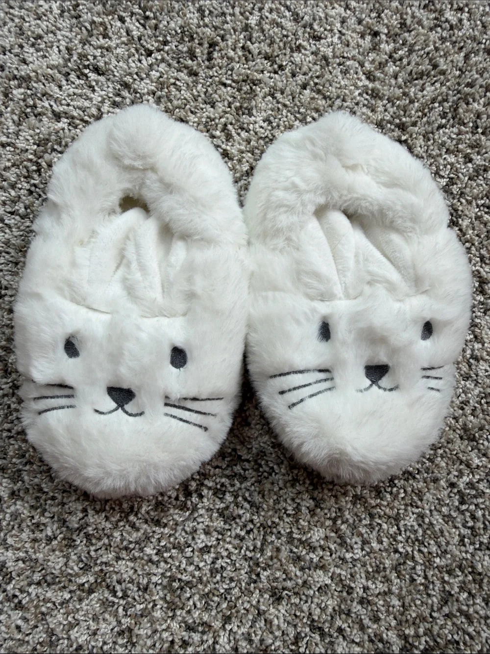 Plush White Bunny Face Slip-On Slippers size 10/11 toddler